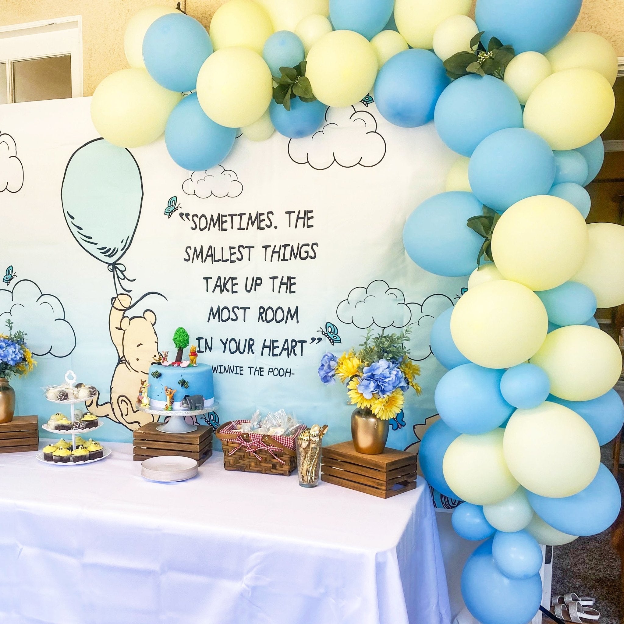 Winnie the pooh backdrop for store baby shower