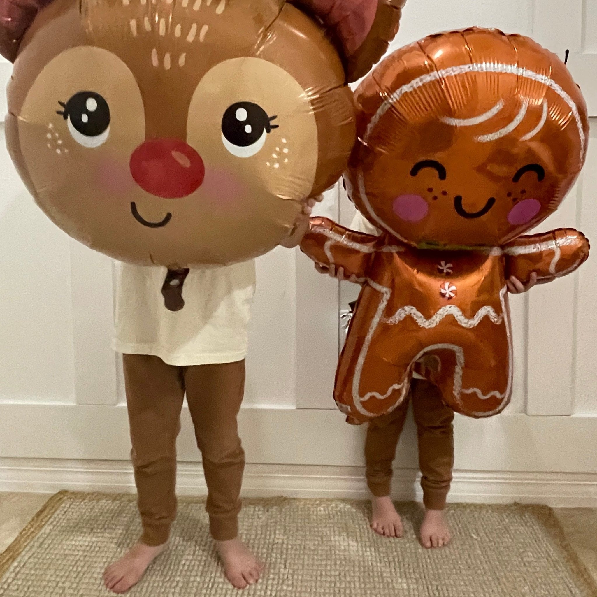 Giant Cute Gingerbread Man Christmas Balloon (31 Inches) - Ellie's Party Supply