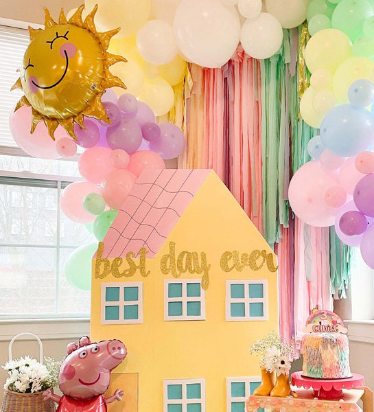 https://www.elliesparty.com/cdn/shop/products/peppa-pig-birthday-balloon-arch-pastel-balloon-garland-kit-344192_grande.jpg?v=1684344980