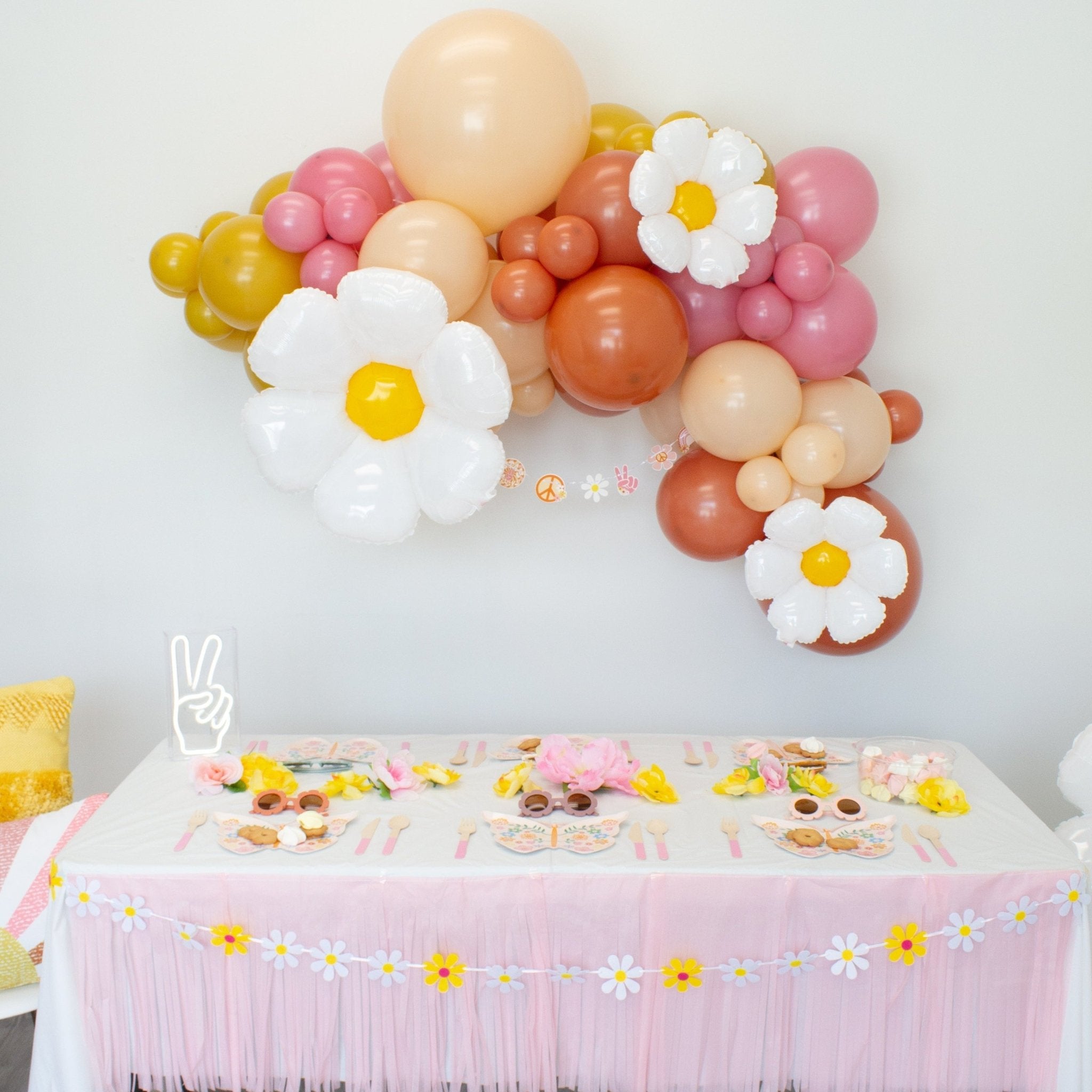 Small Daisy Flower Foil Balloon (18 Inches) - Ellie's Party Supply